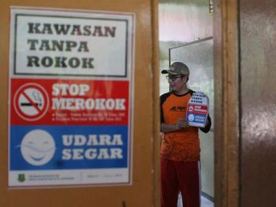 Bebaskan Sekolah dari Iklan Rokok