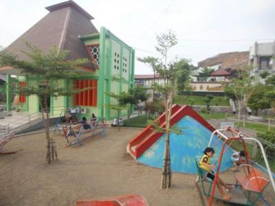 Predikat Solo Kota Layak Anak Terganjal Iklan Rokok